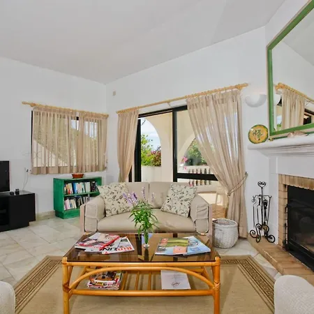 Βίλα Casa Dos Cardos