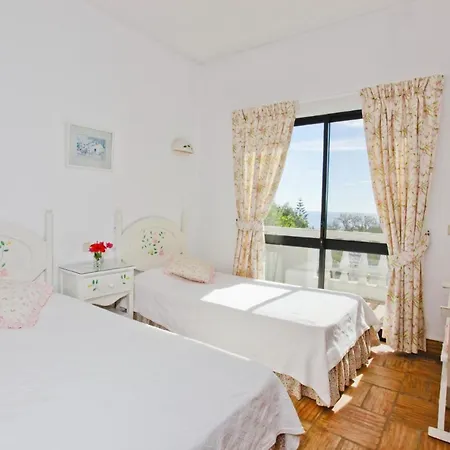 ヴィラ Casa Dos Cardos